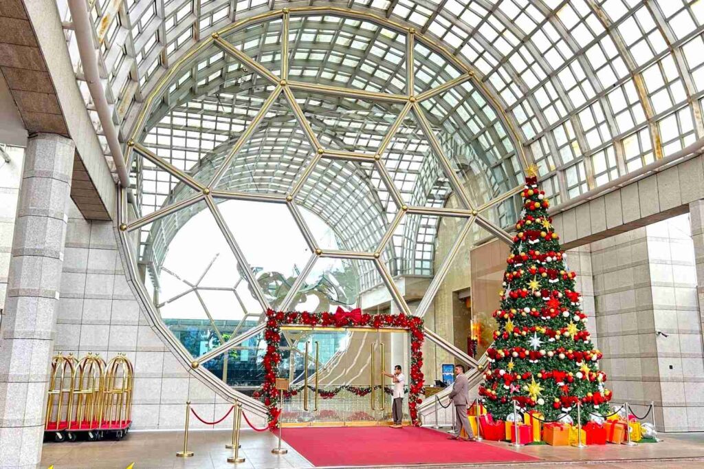 The Ritz-Carlton, Millenia Singapore Front Door