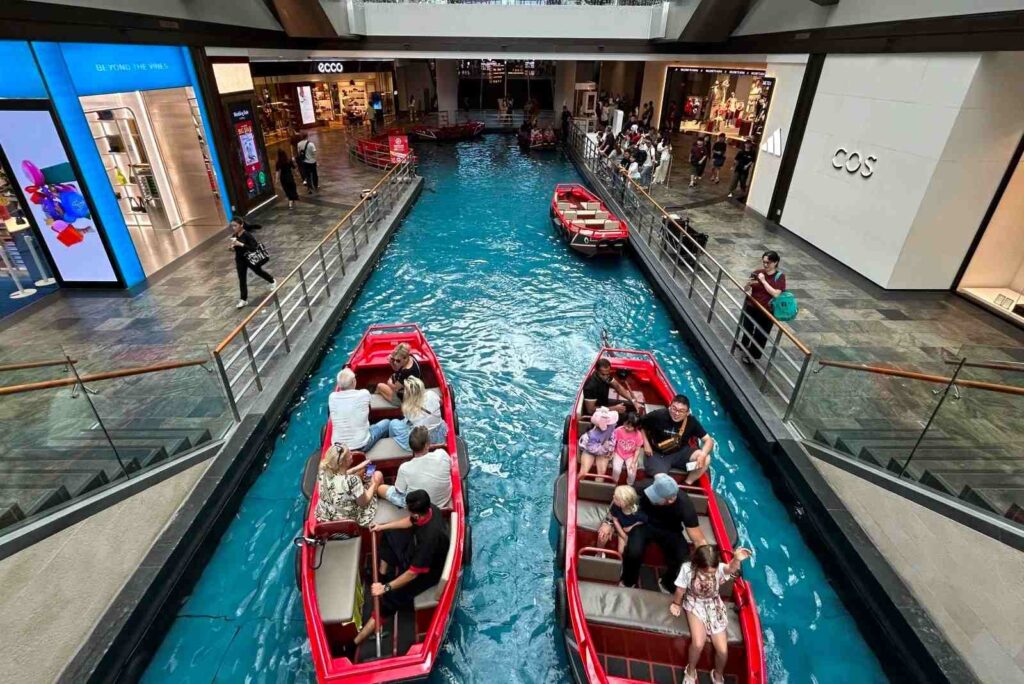 Marina Bay Sands Sampan Ride