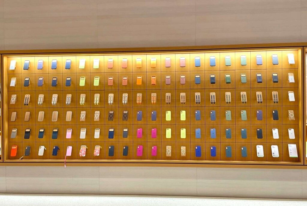 Apple Store Marina Bay Sands B2 interior 