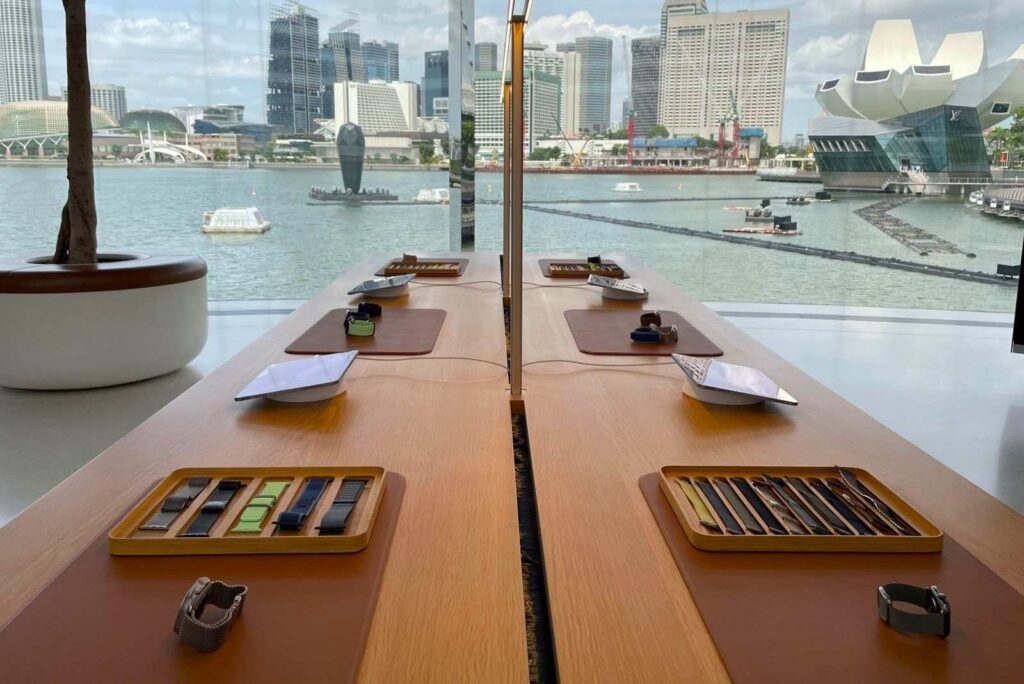 Apple Watch in Apple Store Marina Bay Sands