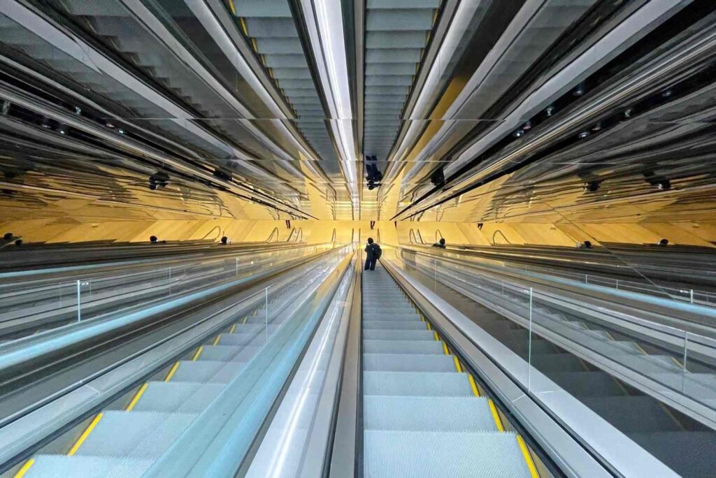 Escalators in Apple Store Marina Bay Sands