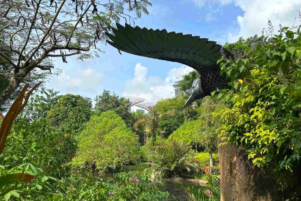 Kingfisher Lake in Gardens by the Bay